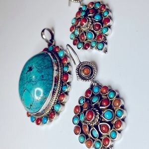 Turquoise & Coral large pendant and large earrings set in Silver.